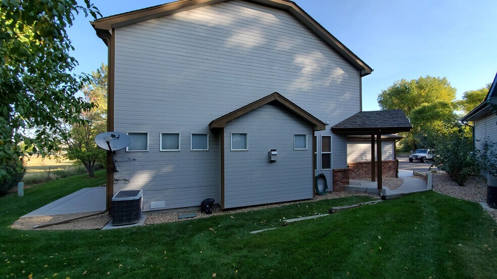 Side of Unit - 5750 W 20th St
