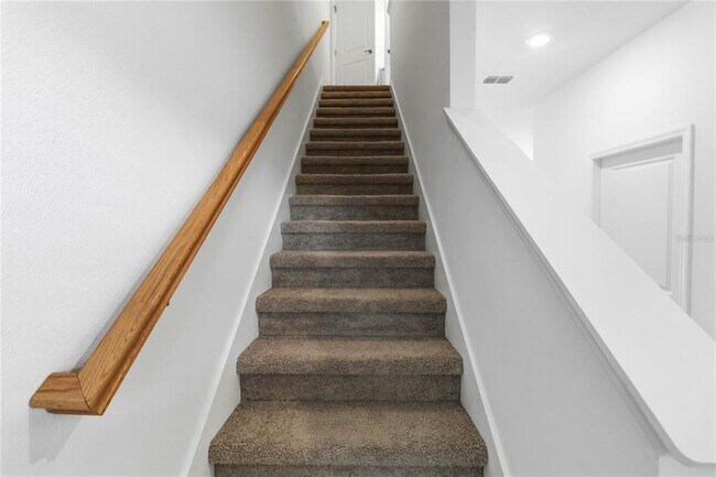 Building Photo - 1851 Roosevelt Pl