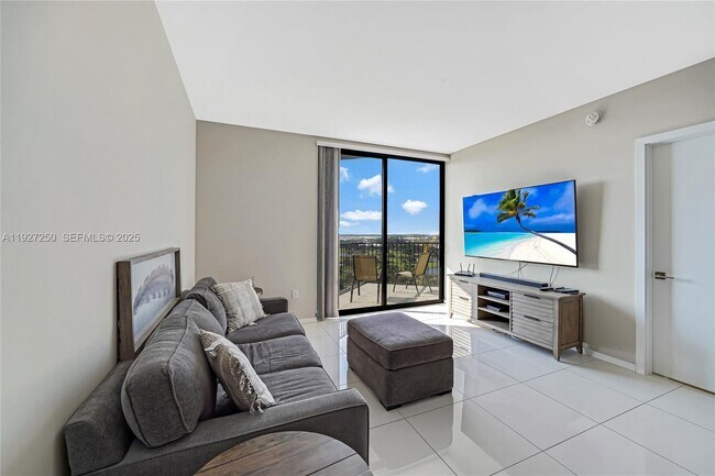 Building Photo - 5300 Paseo Blvd