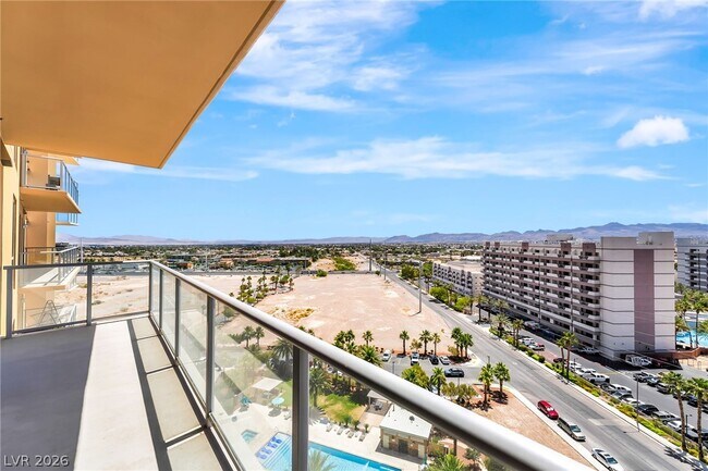 Building Photo - 8255 S Las Vegas Blvd