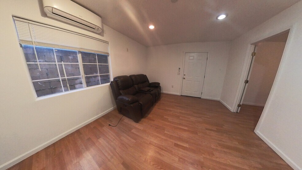 Building Photo - 17846 Tribune St