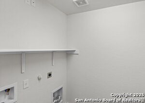 Building Photo - 412 Town Frk