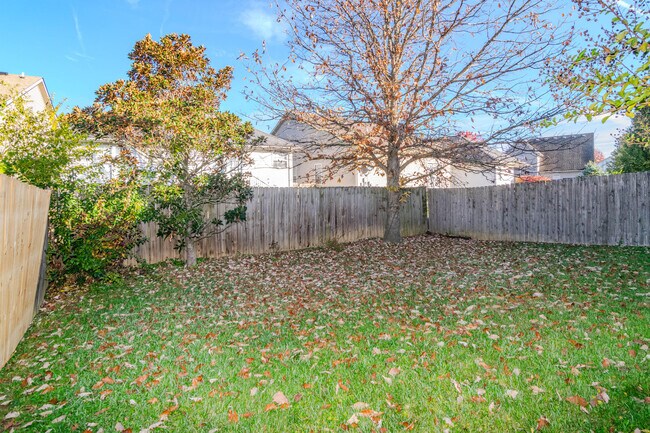 Building Photo - 3041 Sewanee Ln