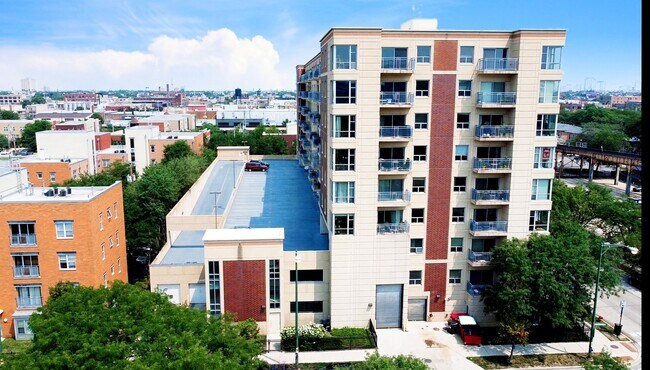 Building Photo - 100 N Hermitage Ave