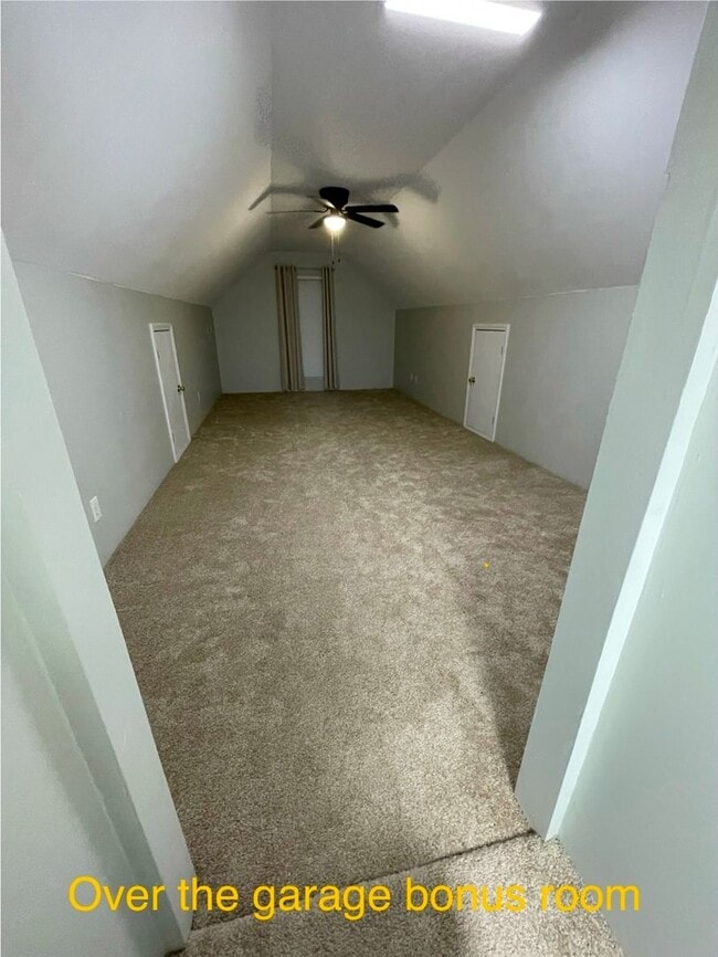 Building Photo - 3 Bedroom 2 Bath South Florence