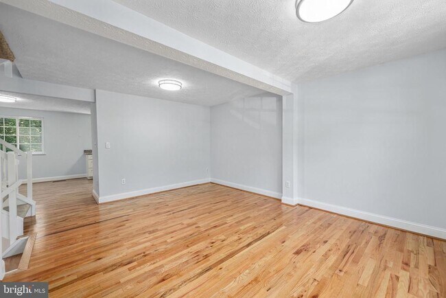 Building Photo - 1632 Barnstead Dr