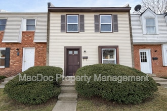 Building Photo - 406 Rann Ct