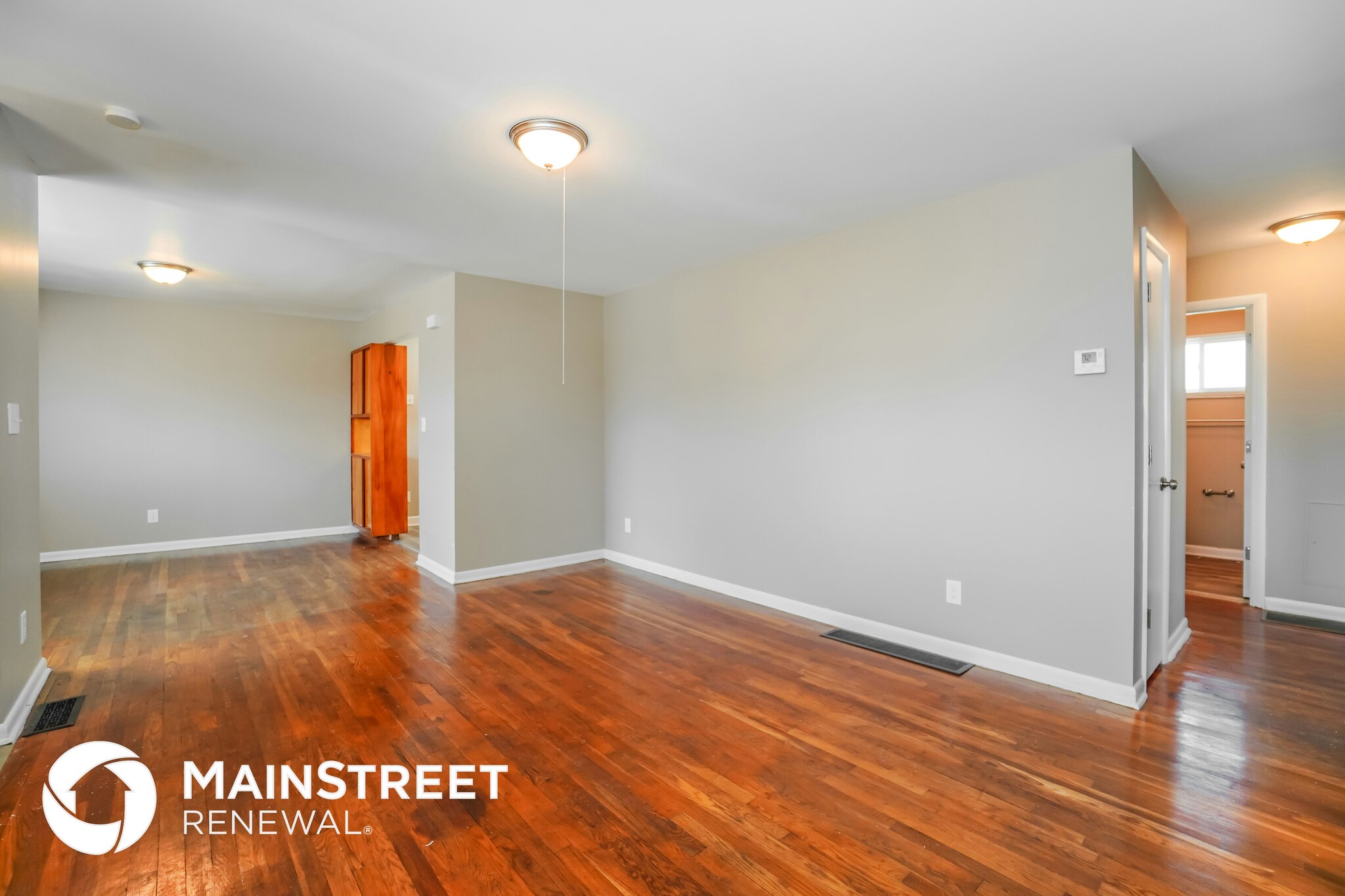 Building Photo - 945 Hodges Dr