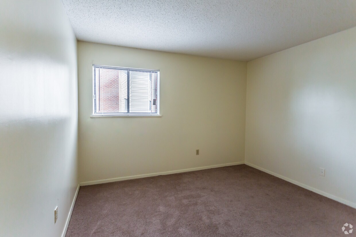 Hickory Pointe Apartments Memphis