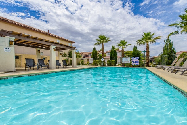 Building Photo - Stunning Gated Community in Summerlin!