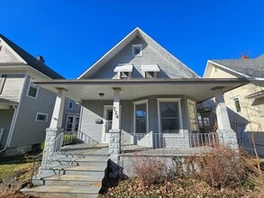 Building Photo - 724 Kinnaird Ave