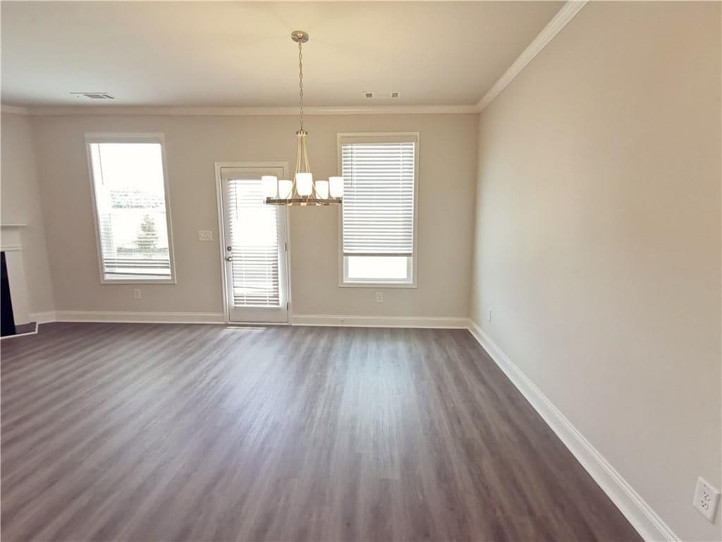 Building Photo - 3855 Brookburn Pk
