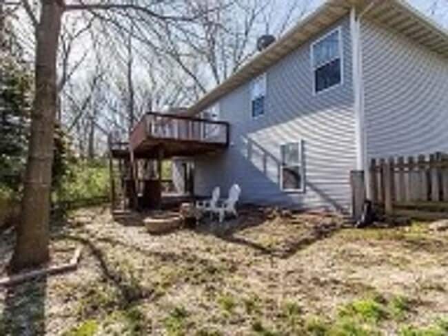 Building Photo - 4BR/3BR Home - $2,300/month