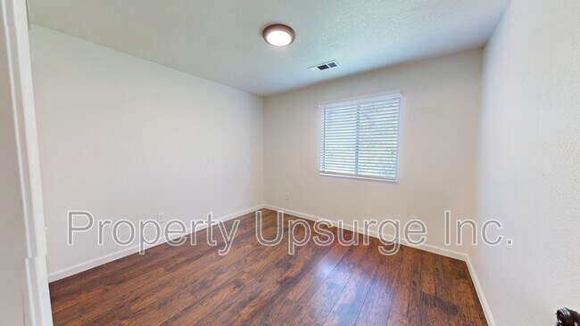 Building Photo - 488 Wiltsey Rd