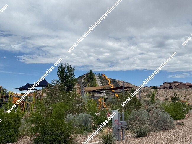 Building Photo - Beautiful 4 bedroom home near KAFB