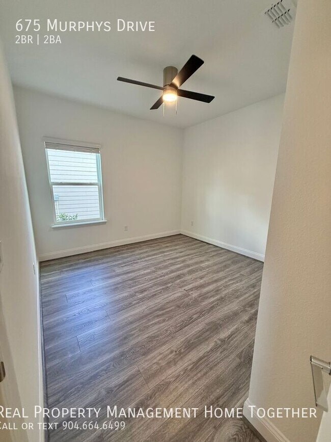 Building Photo - 675 Murphys Dr