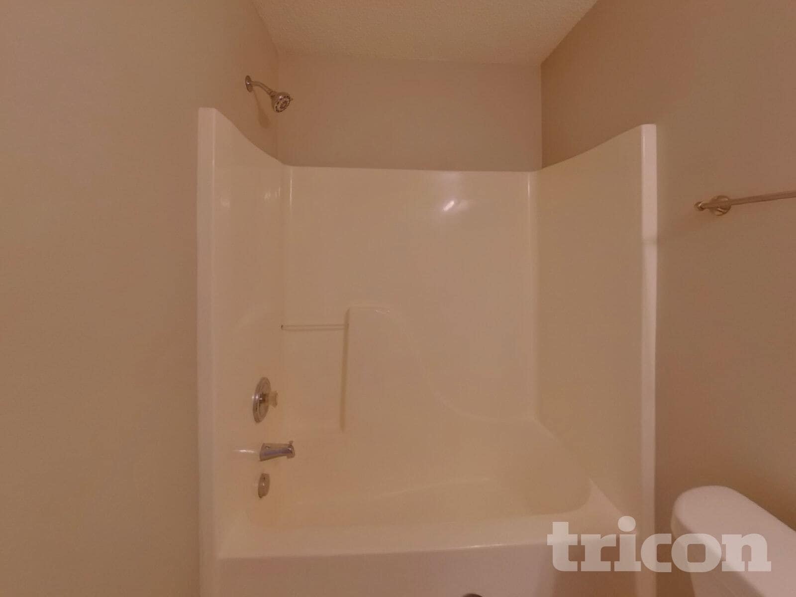 Building Photo - 529 Pullman St SW