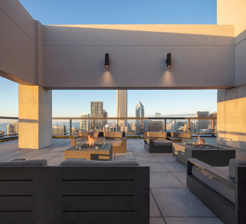 Building Photo - 235 E Illinois St