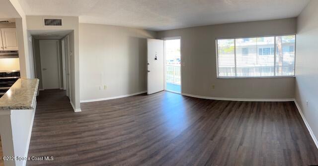 Building Photo - 800 N Fiske Blvd