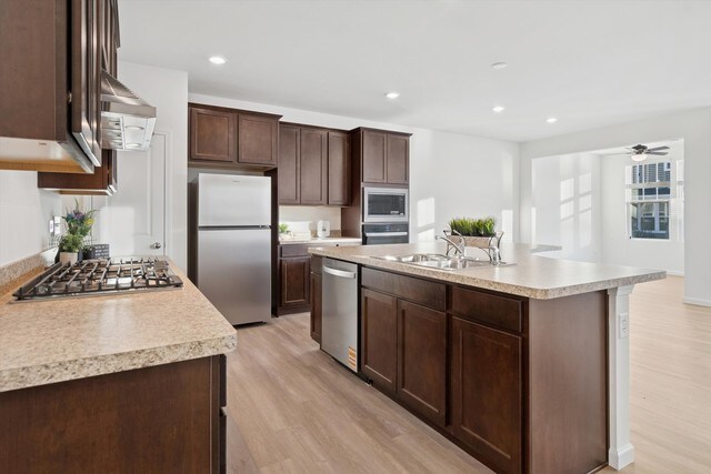 Building Photo - 24507 W Kroll Dr