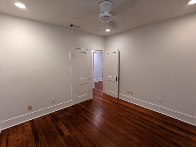 Building Photo - 506 Nelray Blvd