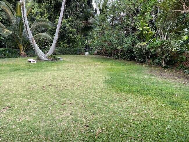 Building Photo - l3817g