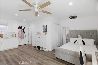 Building Photo - 6838 Aura Ave