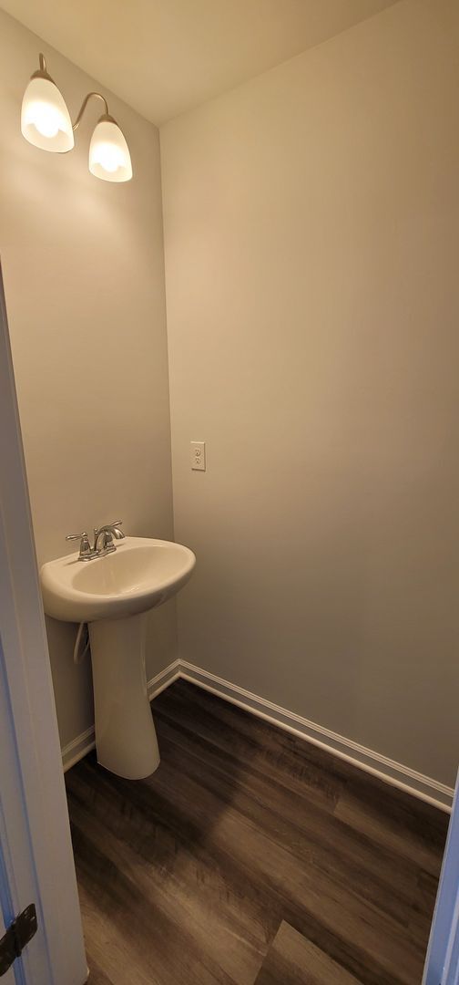 Building Photo - 3-Bedroom, 2 1/2-Bath in Conway, SC - Long Term Rental