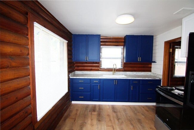 Building Photo - 1116 Herbert Ave