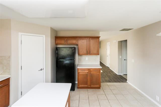 Building Photo - 707 River Run Dr