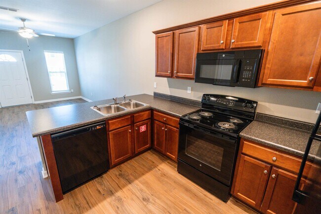 Building Photo - 2247 Del Carmel Way