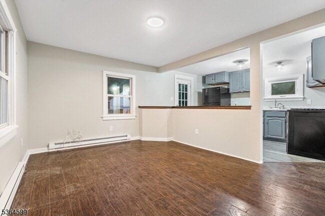 Building Photo - 110 Lake Iliff Rd