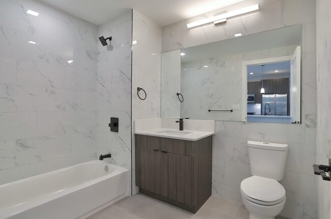 Building Photo - 3516 John F. Kennedy Blvd