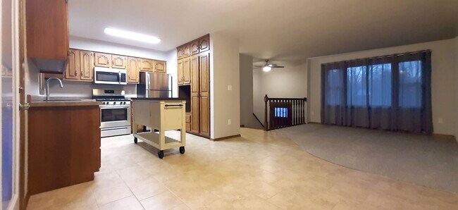 Building Photo - 4810 19th Ave NW