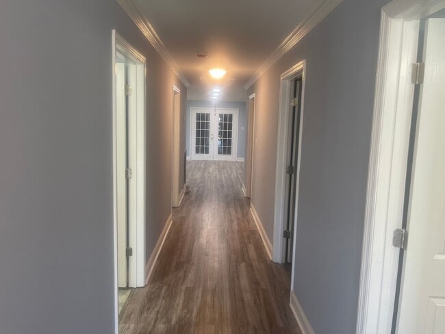 Building Photo - Now Available: Fully Renovated 6BR/4BA Home!