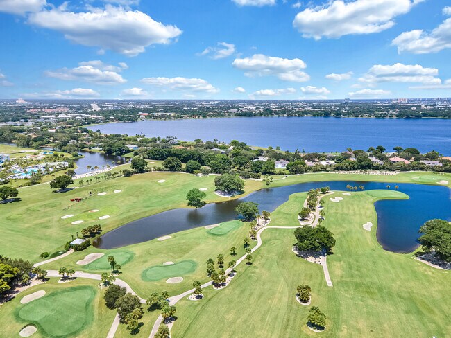 Building Photo - 2000 Presidential Way