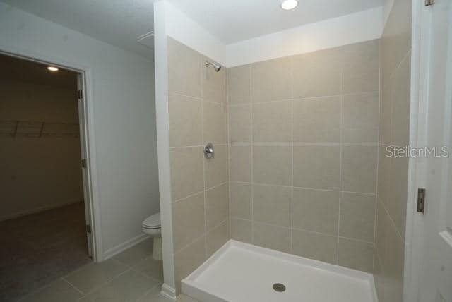 Building Photo - 2430 McKinley Dr