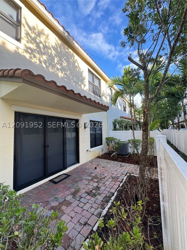 Building Photo - 130 NW 209th Trail