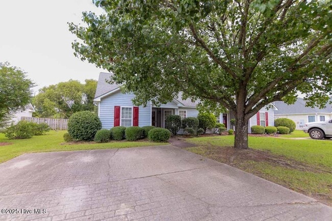 Primary Photo - 173 Emily Dr