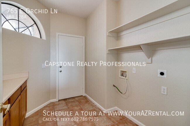Building Photo - 765 E Orchid Ln