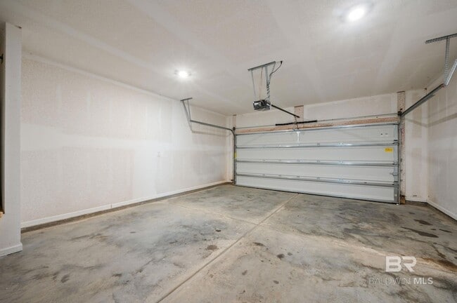 Building Photo - 24154 Veranda Cir