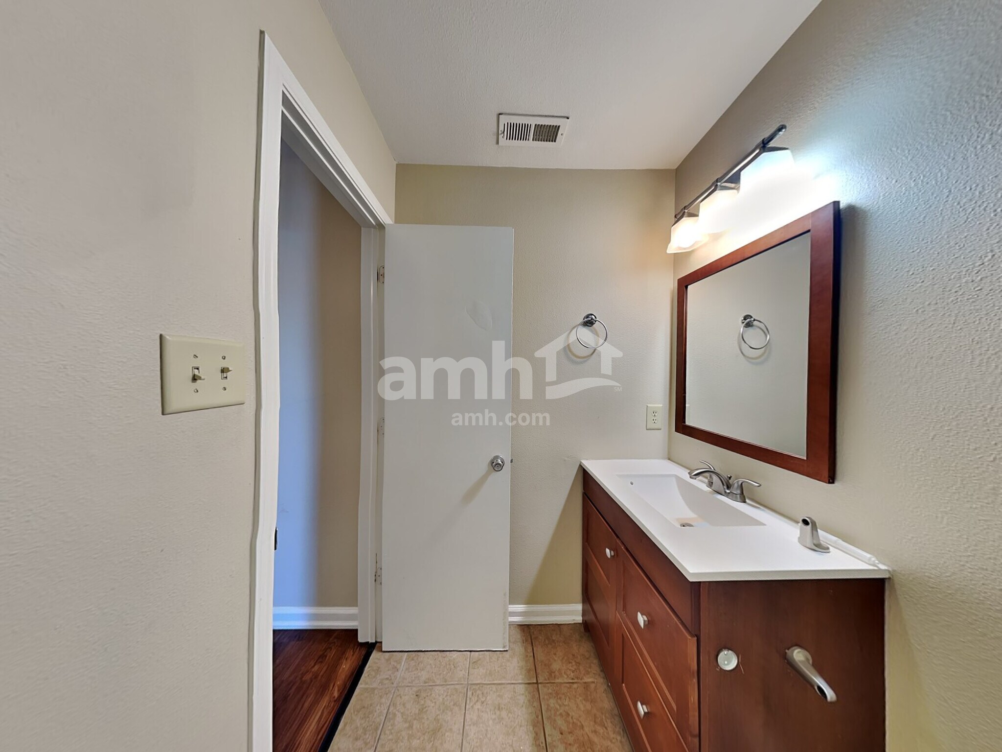 Building Photo - 11325 Congaree Way