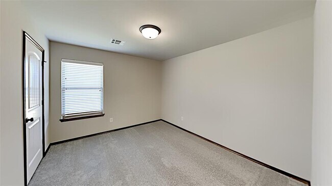 Building Photo - 5520 Cheyenne Rd