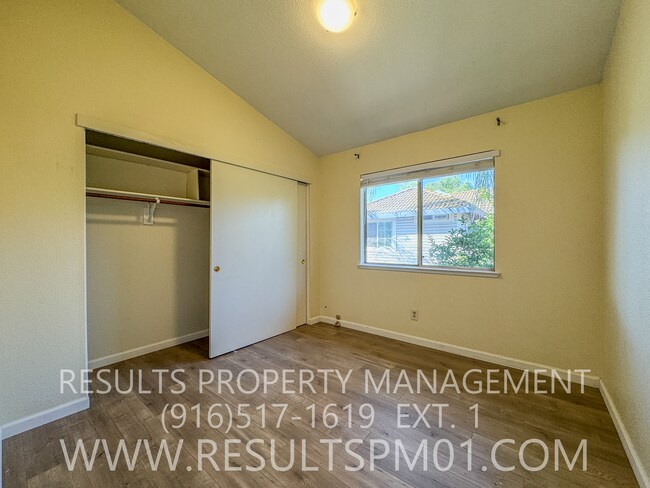 Building Photo - 4 Bedroom Rocklin Beauty. Pet Friendly