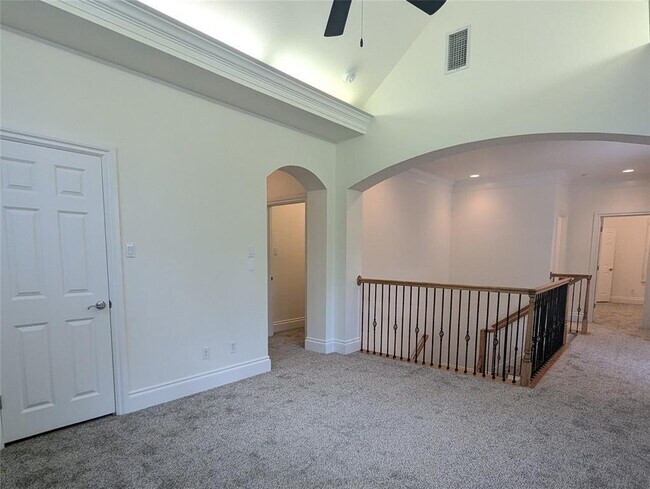 Building Photo - 11301 Taylor Draper Ln
