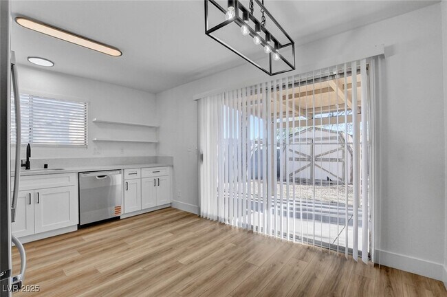 Building Photo - 8504 Manalang Rd