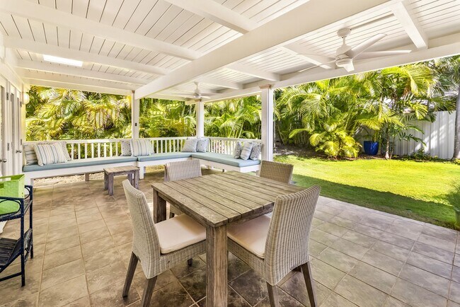 Building Photo - Fully Furnished Home in the Heart of Lanikai