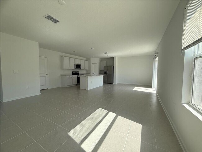 Building Photo - 1926 Sarah St