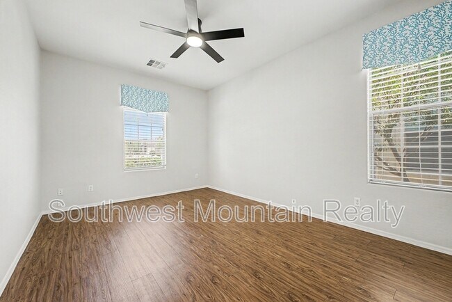 Building Photo - 4265 E Azalea Dr