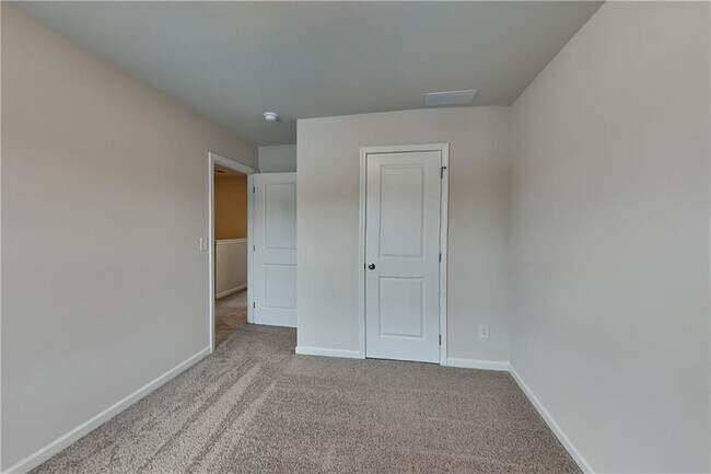 Building Photo - 769 Oakmont Trce